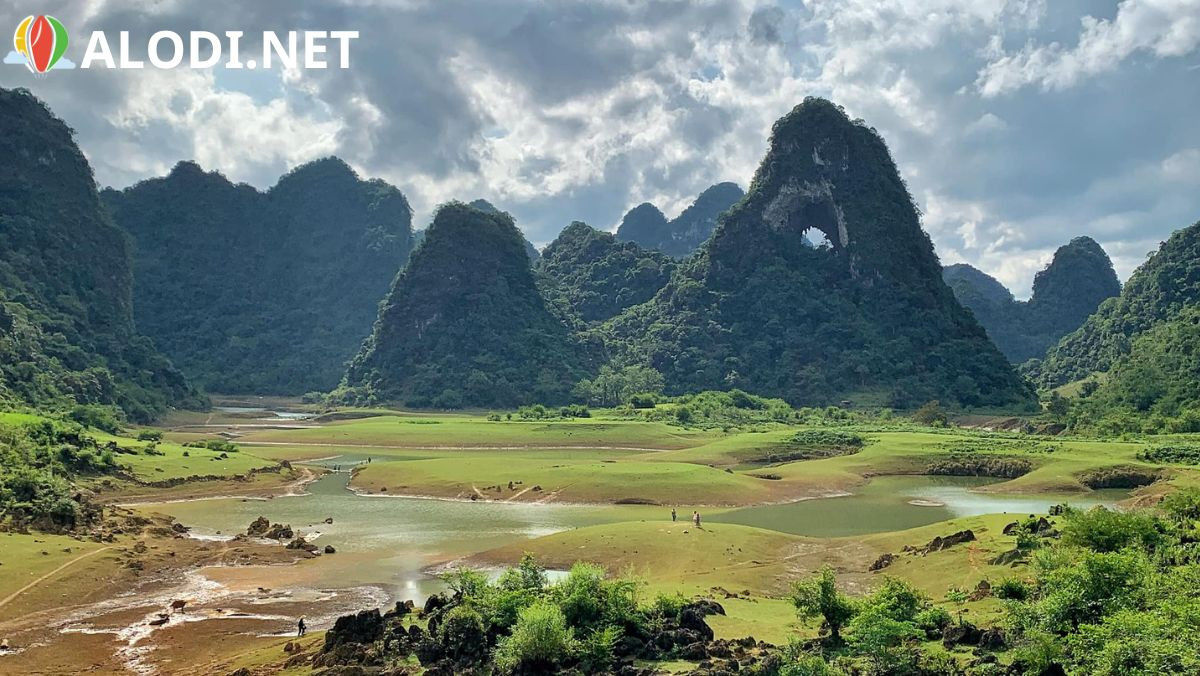 Những món ăn nên thử khi đi du lịch Cao Bằng